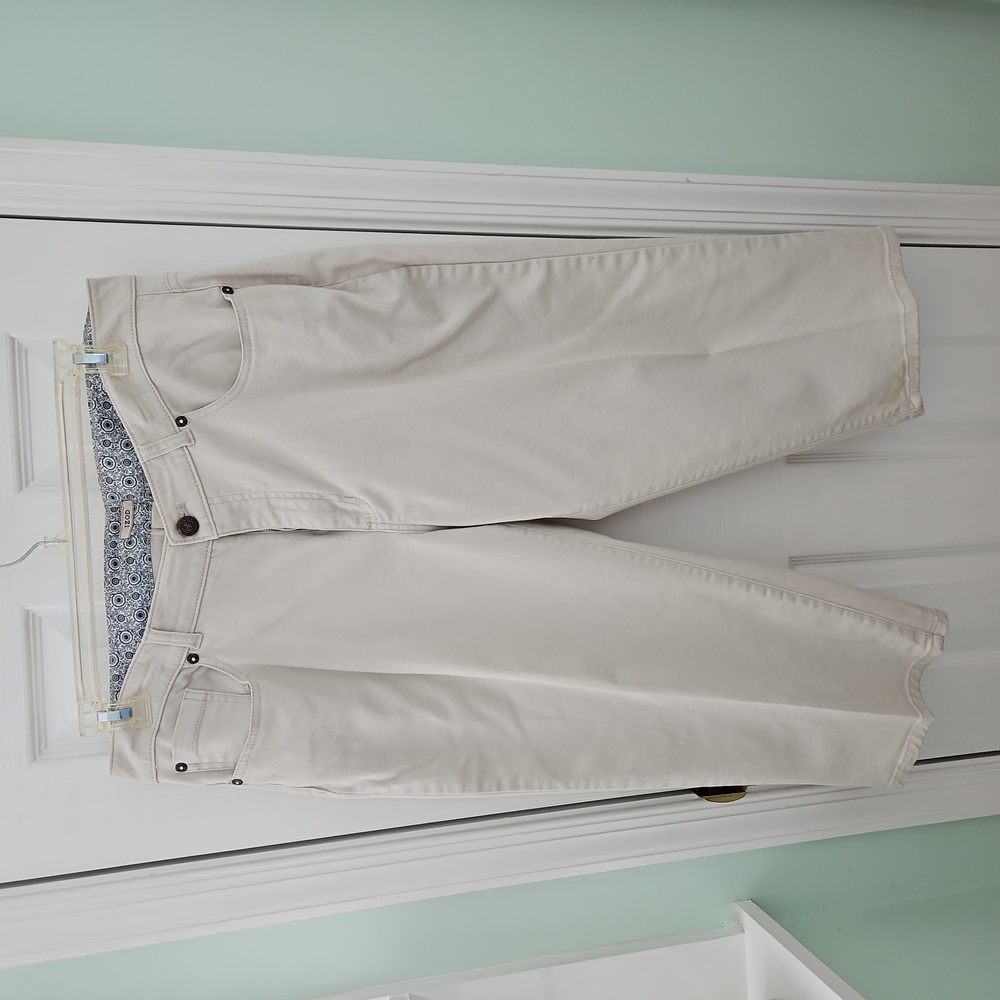 Cream Cropped Jean's by Izod